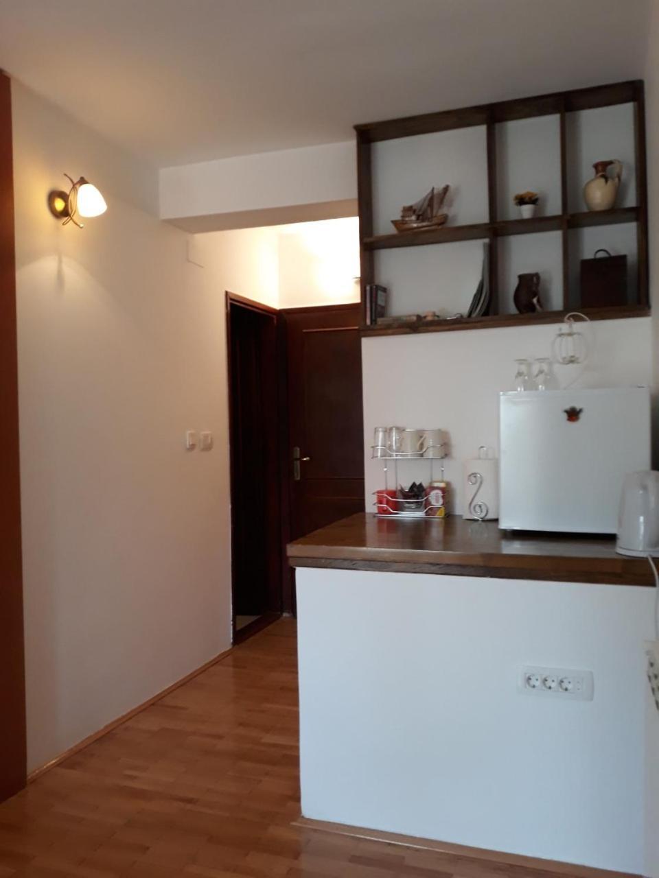 Guesthouse Vukasevic 비르파자르 외부 사진